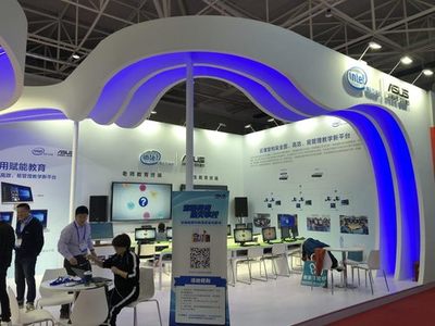 第77届中国教育装备展 华硕PX574引领校园智慧教育，以云计算装备技术赋能未来课堂